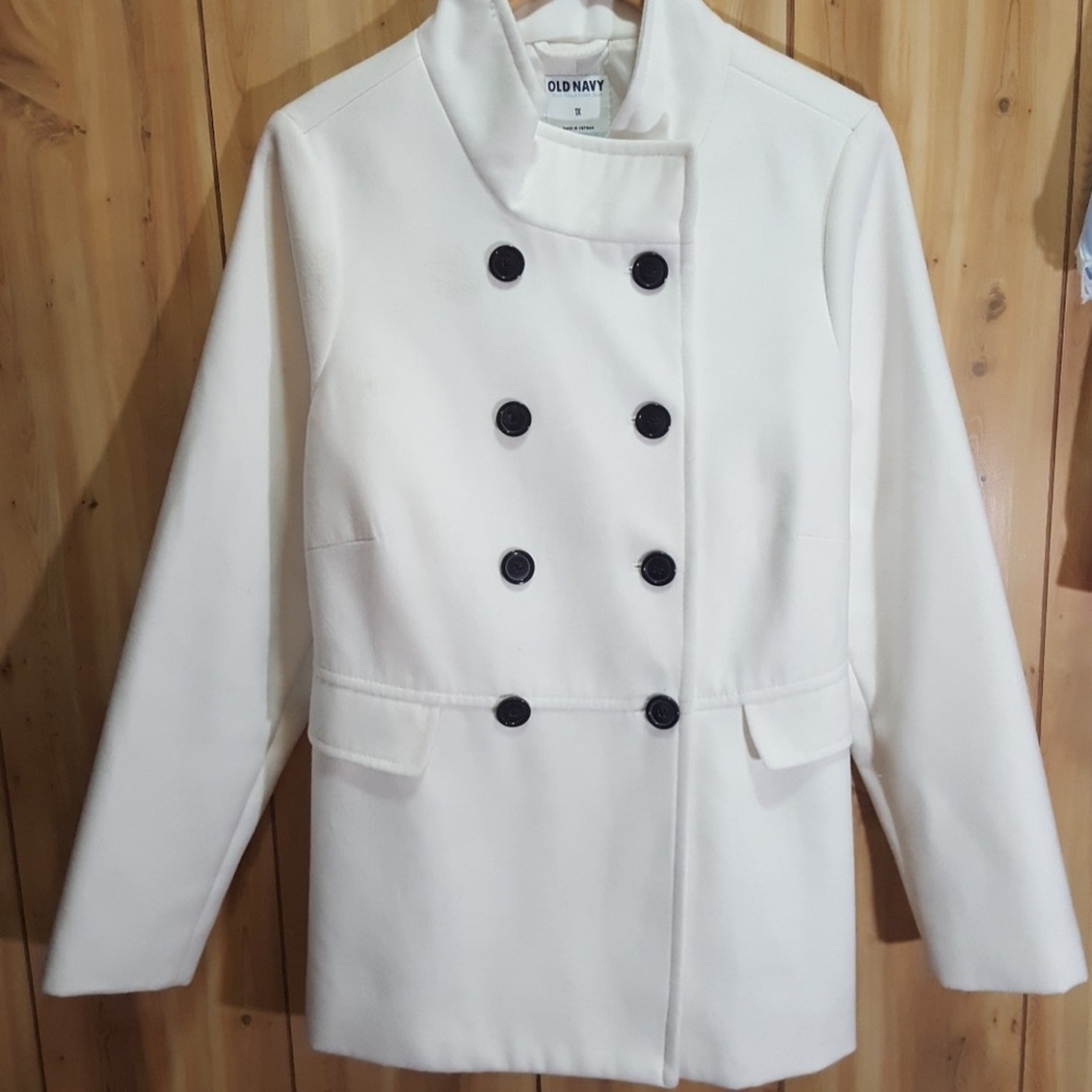 Cream/White Peacoat